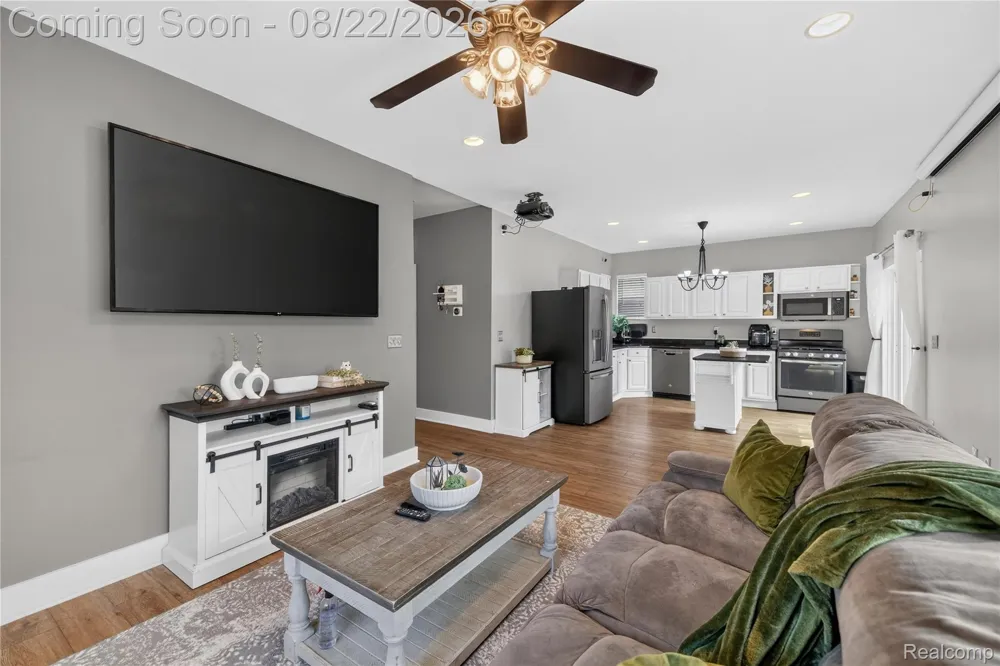 24345 Mary Street Taylor City, MI 48180