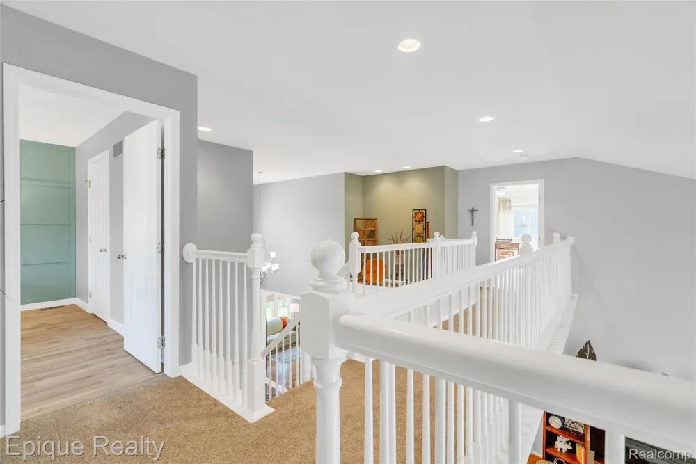 819 Pineridge Avenue Oxford Charter Township, MI 48371