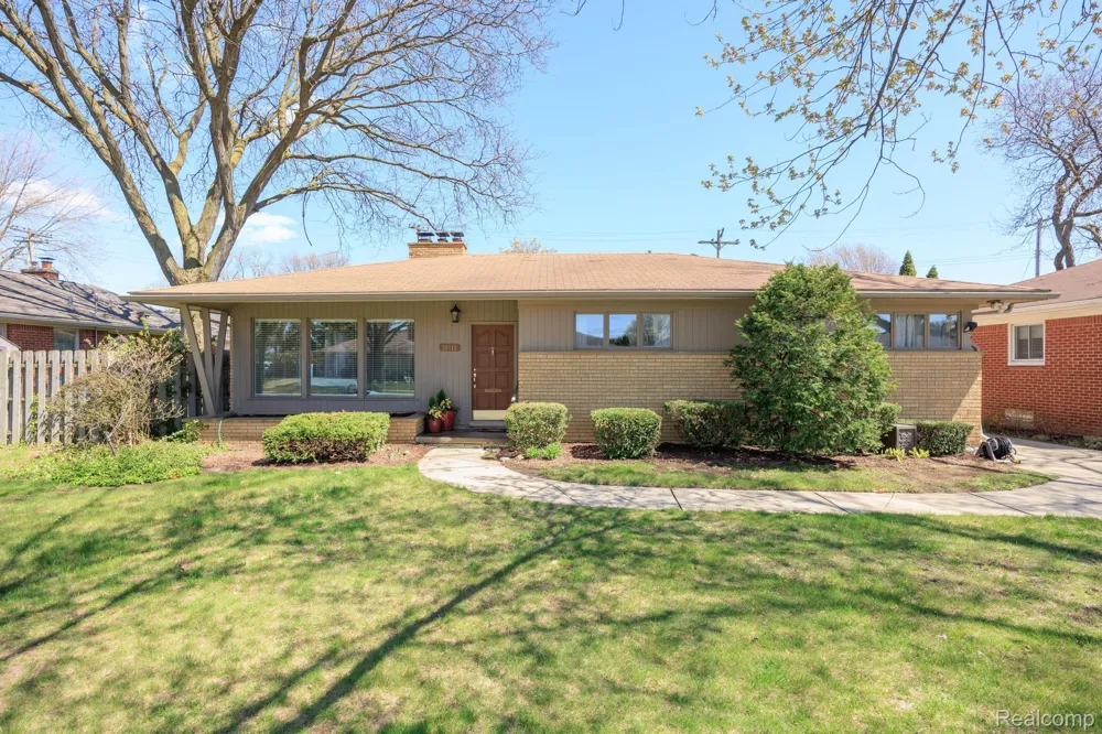30712 Champine Street St Clair Shores City, MI 48082
