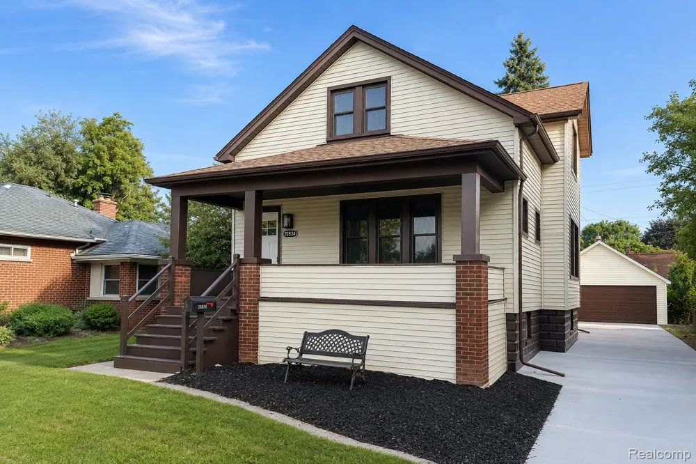 20834 Ardmore Park Drive St Clair Shores City, MI 48081