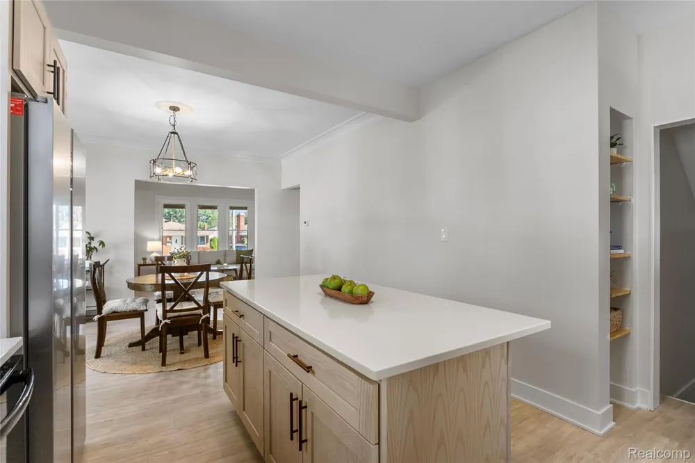 20834 Ardmore Park Drive St Clair Shores City, MI 48081