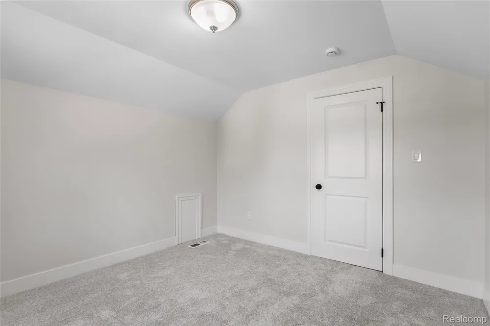 20834 Ardmore Park Drive St Clair Shores City, MI 48081