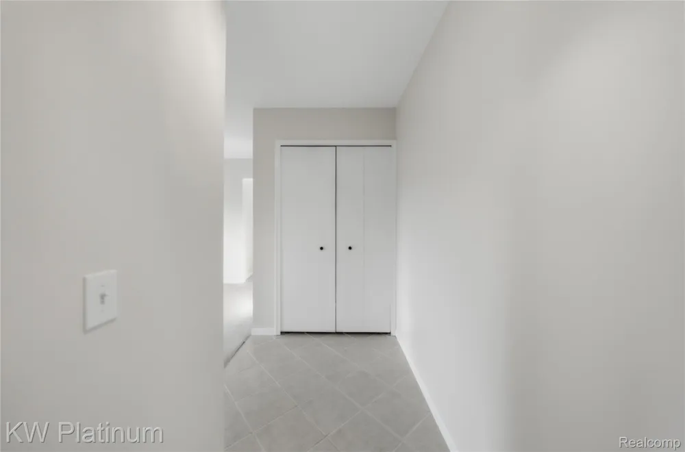 21542 Saint Gertrude Street #6 St Clair Shores City, MI 48081
