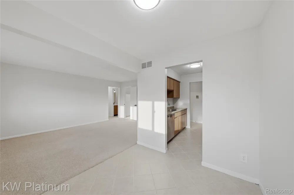 21542 Saint Gertrude Street #6 St Clair Shores City, MI 48081