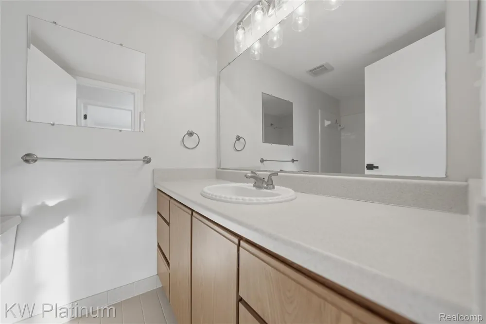 21542 Saint Gertrude Street #6 St Clair Shores City, MI 48081
