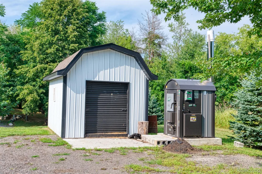 11150 Roberts Road Iosco Township, MI 49285