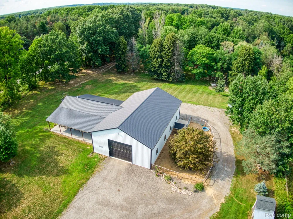 11150 Roberts Road Iosco Township, MI 49285