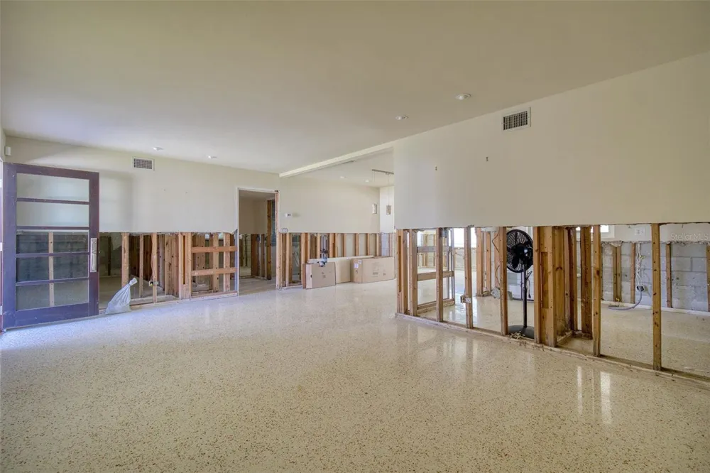 5 SHORE DRIVE Dunedin, FL 34698