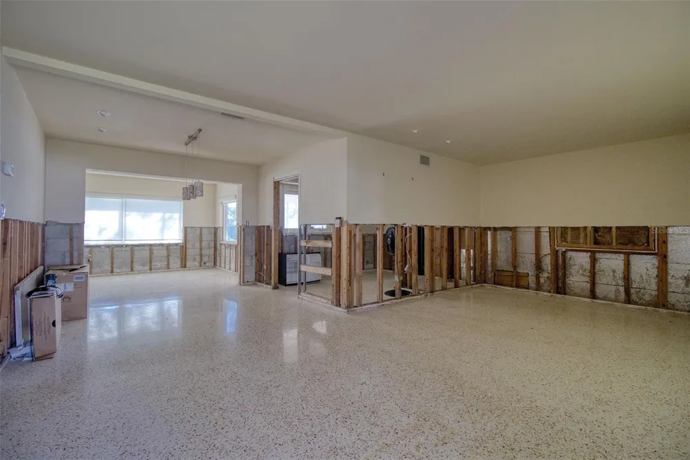 5 SHORE DRIVE Dunedin, FL 34698