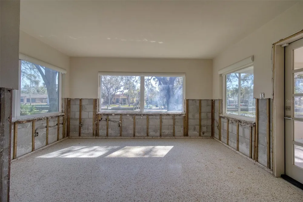 5 SHORE DRIVE Dunedin, FL 34698