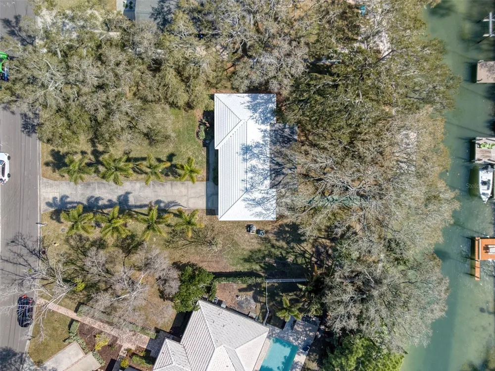 5 SHORE DRIVE Dunedin, FL 34698