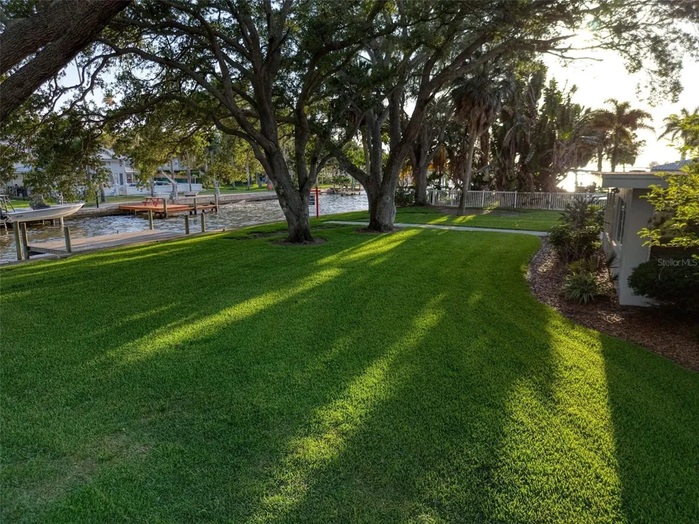 5 SHORE DRIVE Dunedin, FL 34698