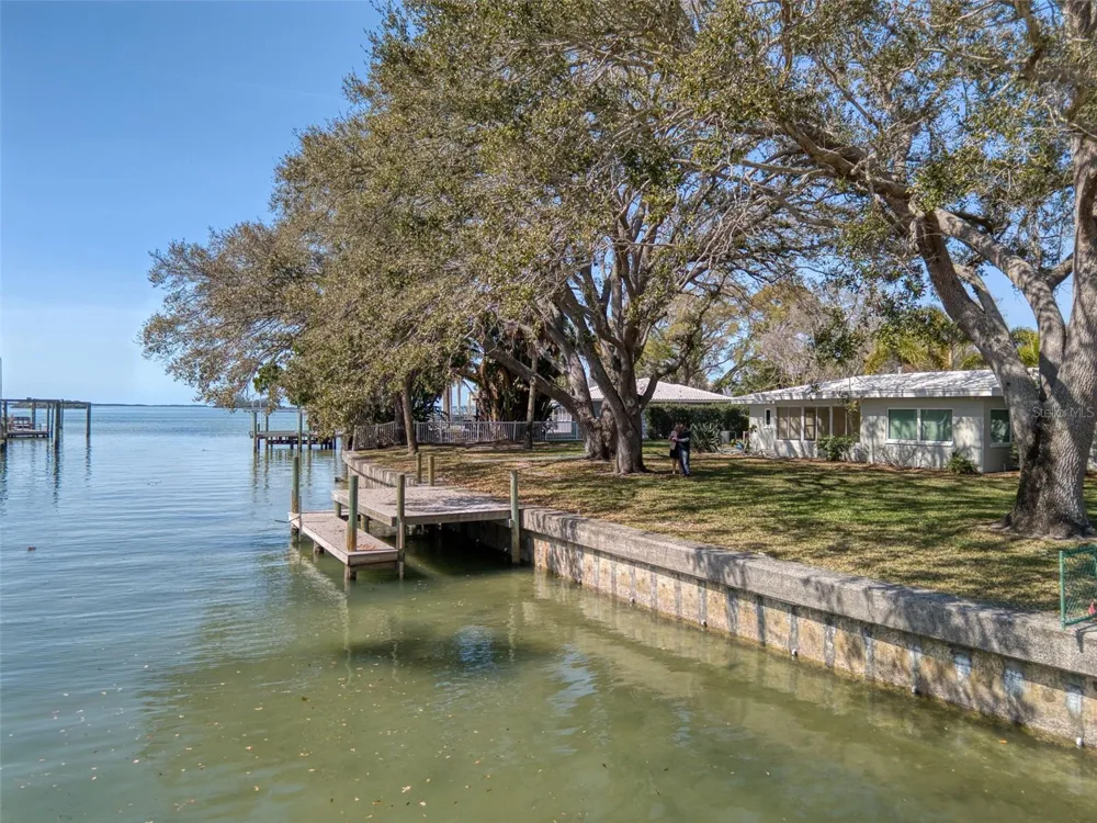5 SHORE DRIVE Dunedin, FL 34698