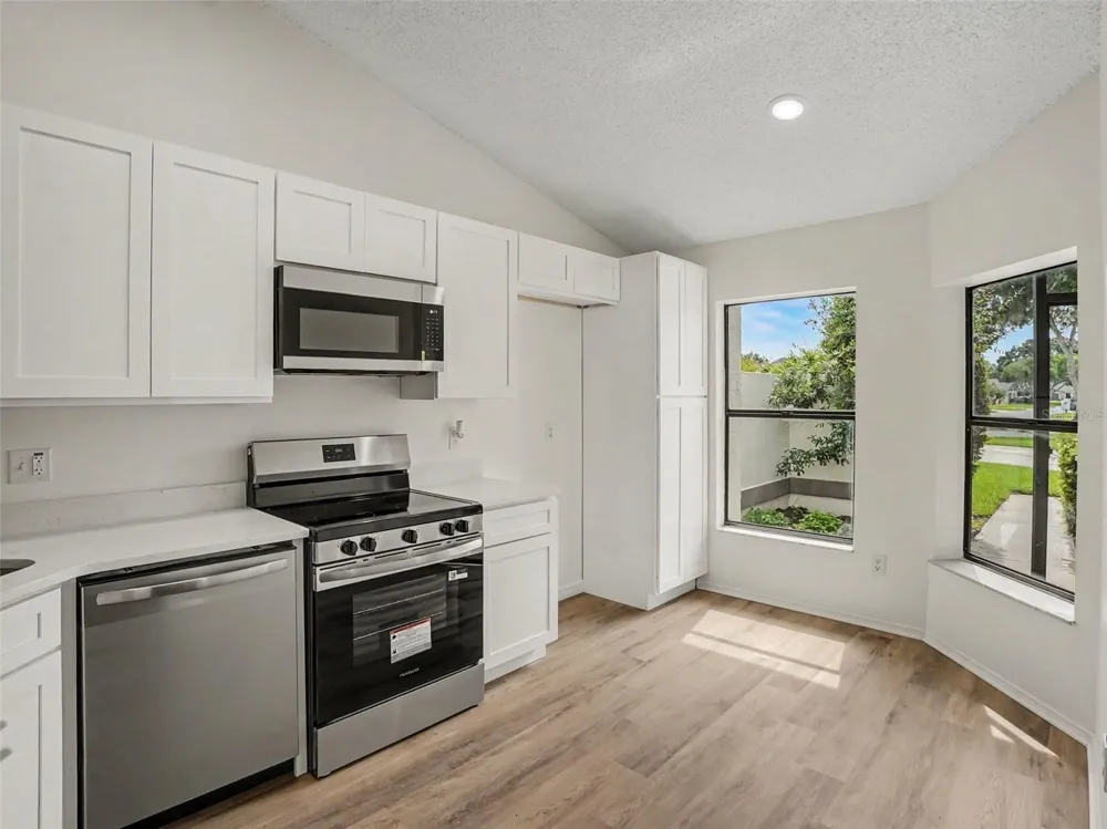 84 LAKEPOINTE CIRCLE Kissimmee, FL 34743