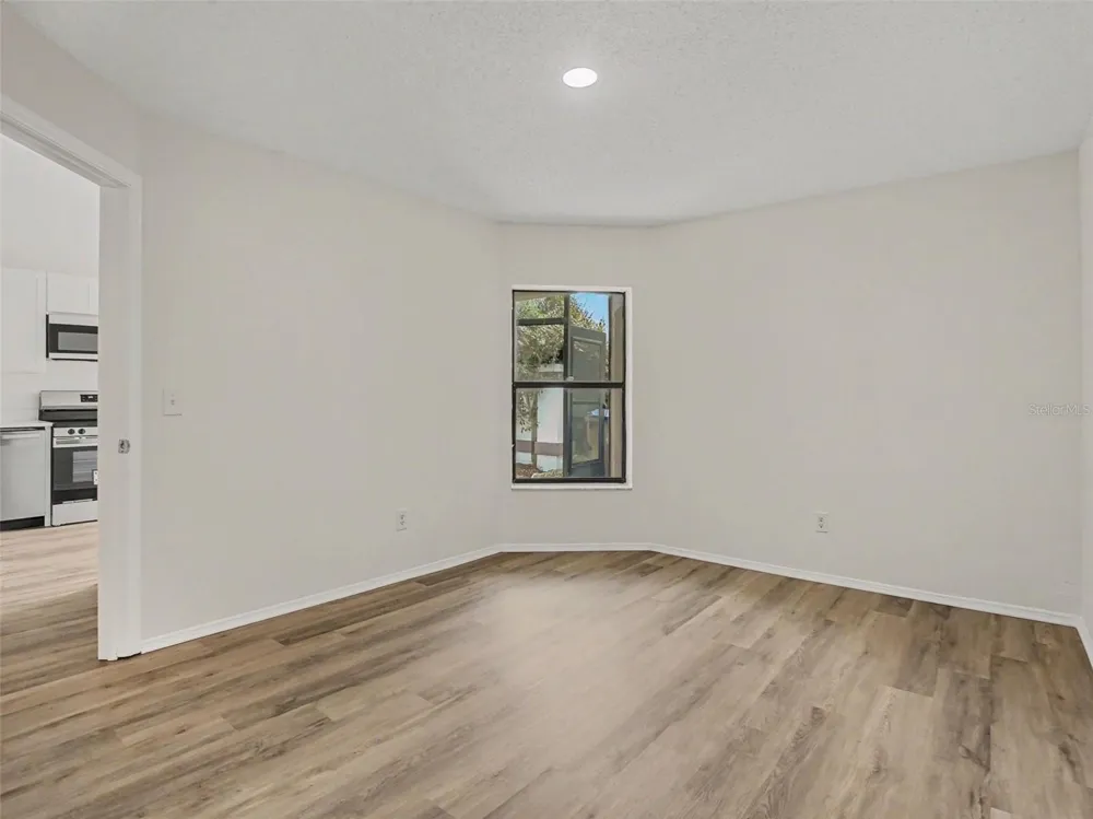 84 LAKEPOINTE CIRCLE Kissimmee, FL 34743