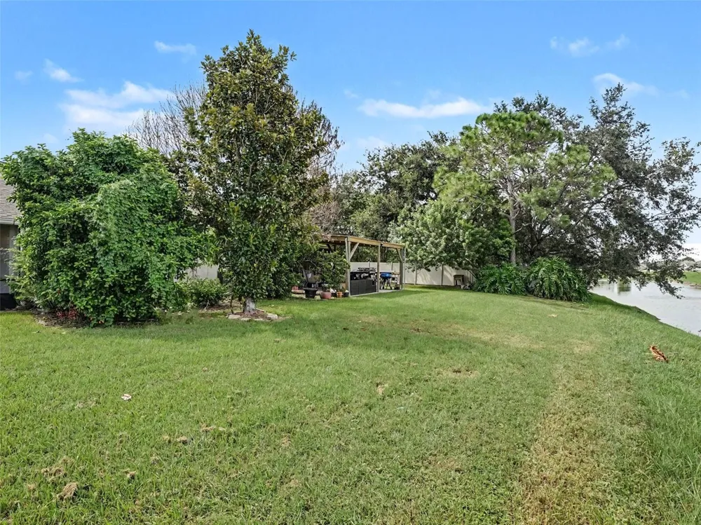 84 LAKEPOINTE CIRCLE Kissimmee, FL 34743