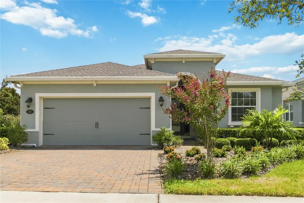 1212 VICTORIA HILLS DRIVE Deland, FL 32724