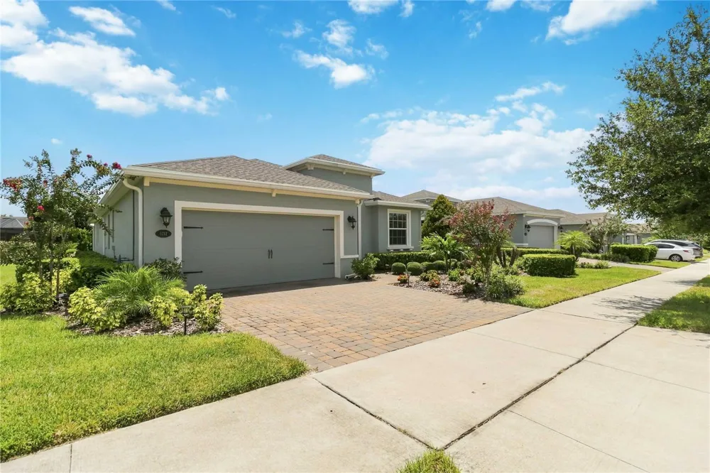1212 VICTORIA HILLS DRIVE Deland, FL 32724