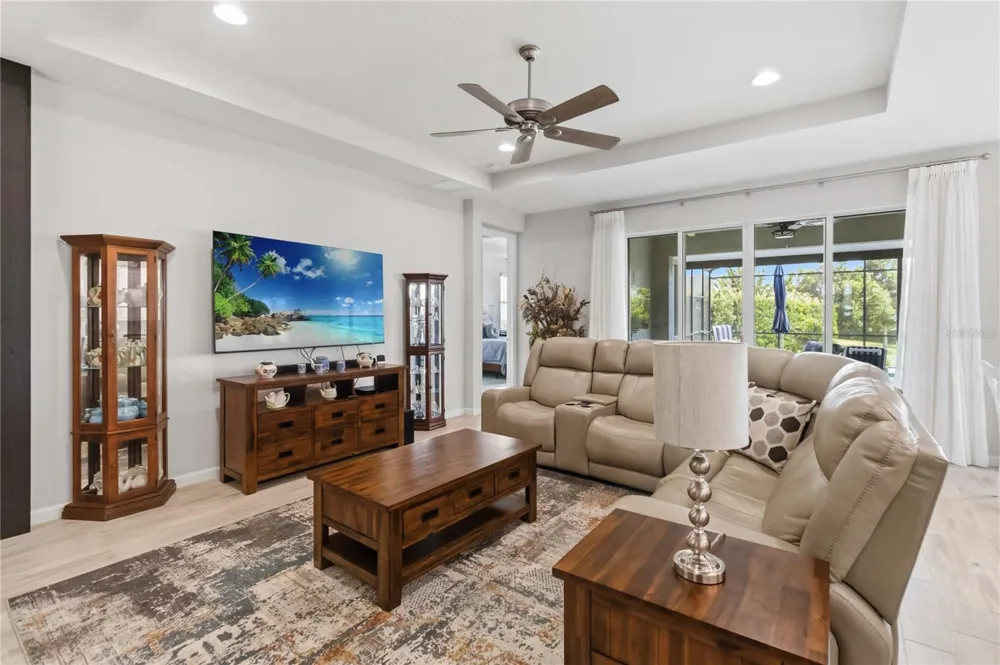1212 VICTORIA HILLS DRIVE Deland, FL 32724