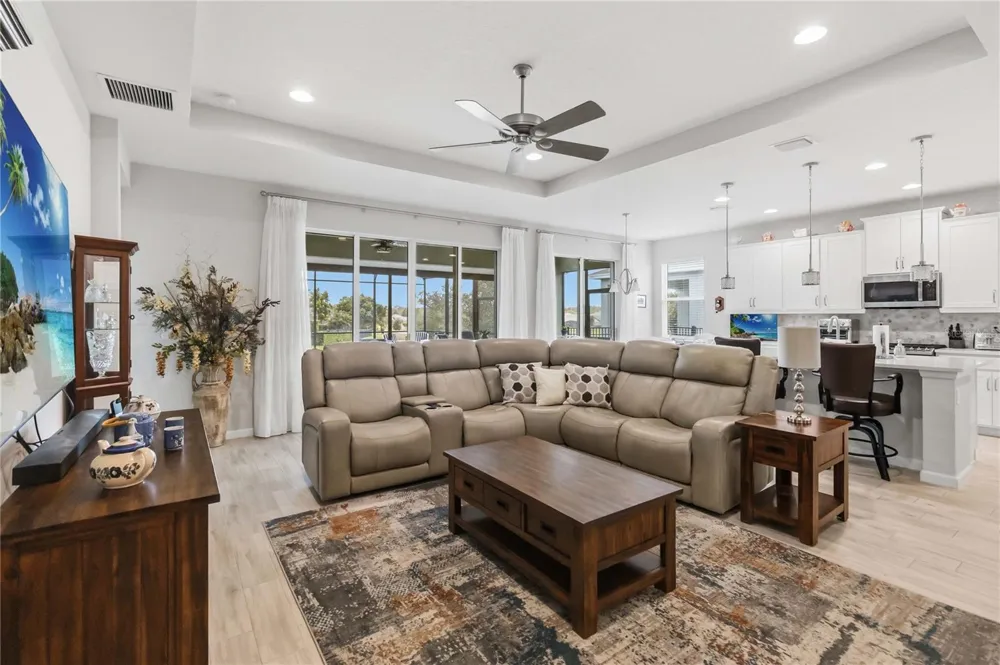 1212 VICTORIA HILLS DRIVE Deland, FL 32724