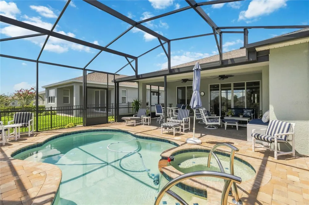1212 VICTORIA HILLS DRIVE Deland, FL 32724