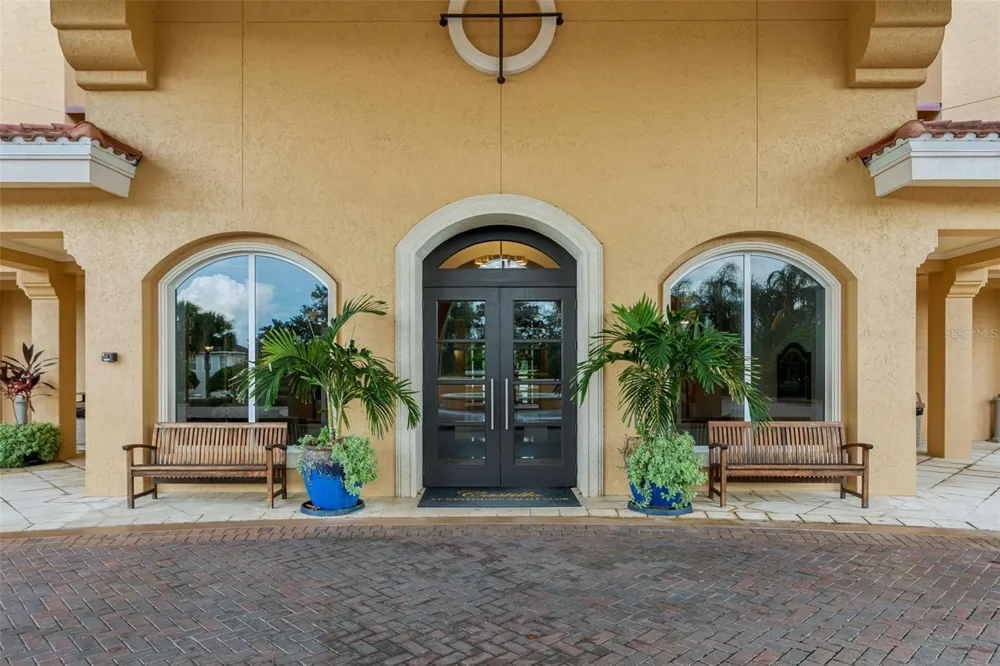 5823 BOWEN DANIEL DRIVE #1501 Tampa, FL 33616