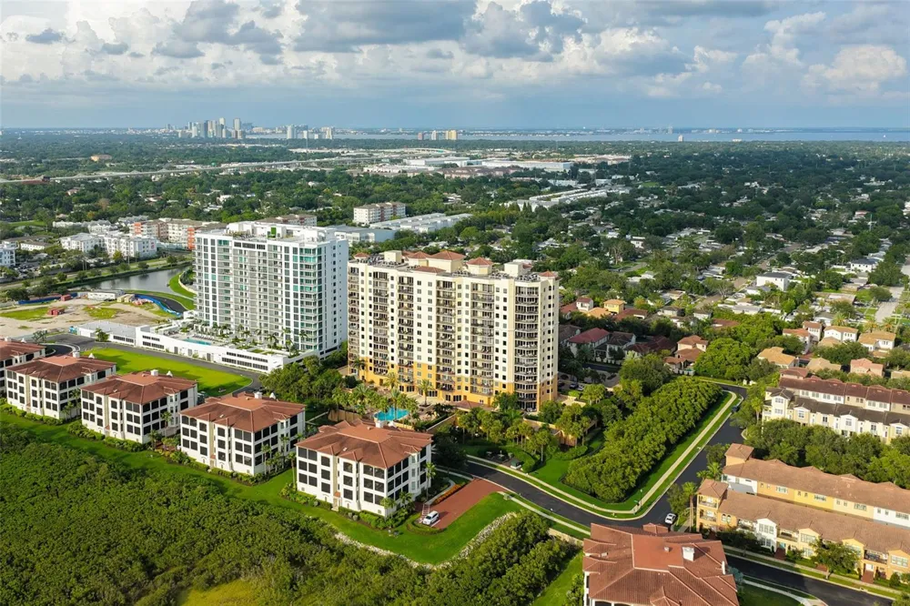 5823 BOWEN DANIEL DRIVE #1501 Tampa, FL 33616