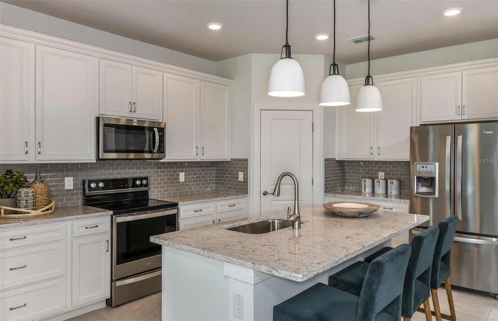 14064 CALICO POINT DRIVE Riverview, FL 33578