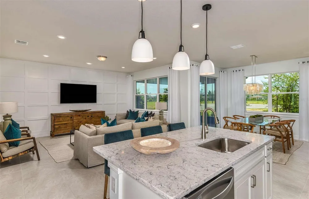 14064 CALICO POINT DRIVE Riverview, FL 33578
