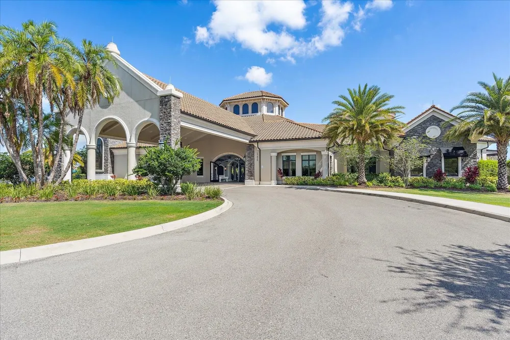 18114 GAWTHROP DRIVE #103 Bradenton, FL 34211