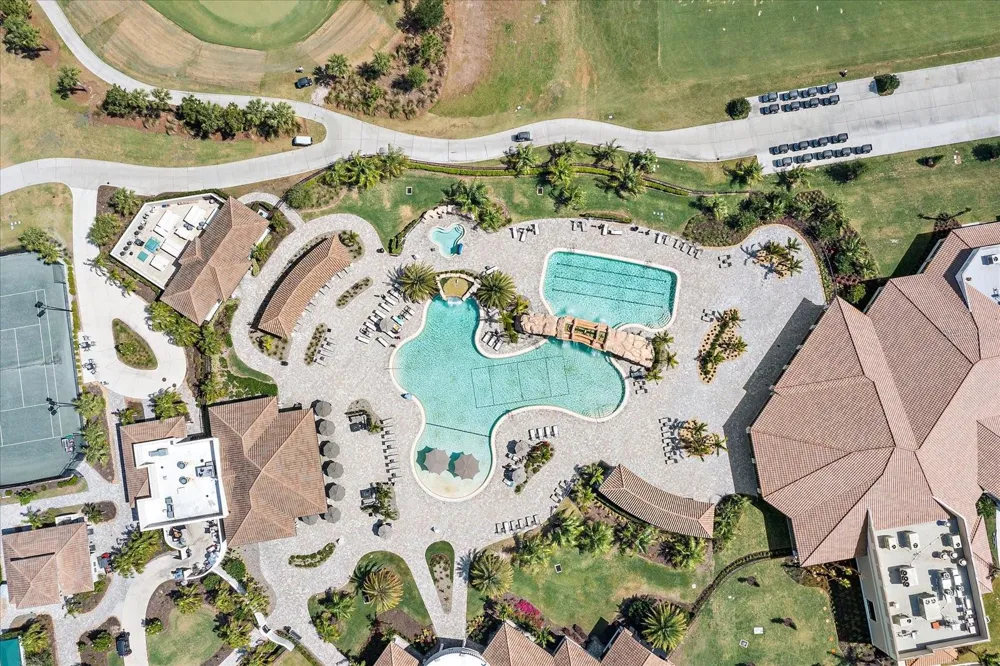 18114 GAWTHROP DRIVE #103 Bradenton, FL 34211