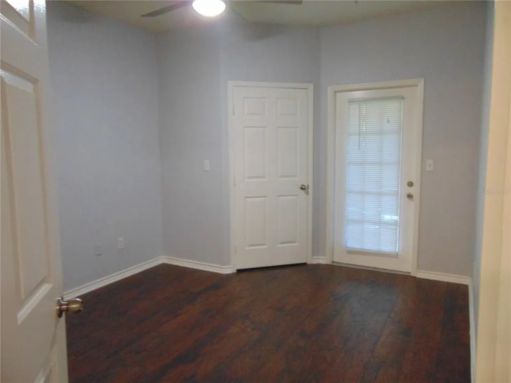 4323 BAYSIDE VILLAGE DRIVE #102 Tampa, FL 33615