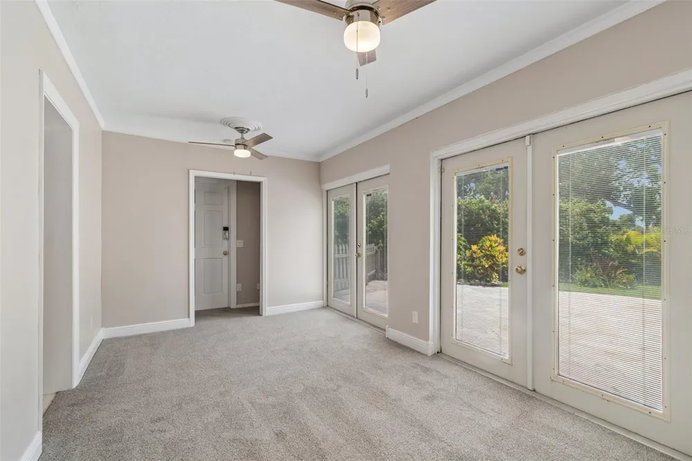 904 BAYSHORE DRIVE Tarpon Springs, FL 34689