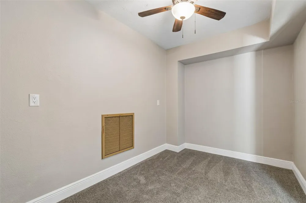 904 BAYSHORE DRIVE Tarpon Springs, FL 34689