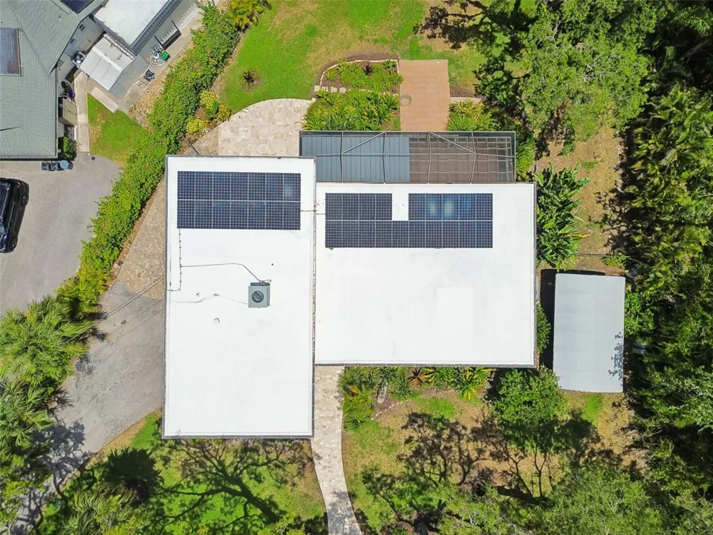 904 BAYSHORE DRIVE Tarpon Springs, FL 34689