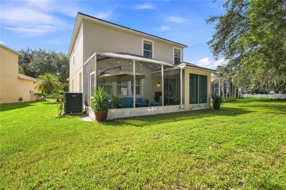 2340 SPRING HOLLOW LOOP Wesley Chapel, FL 33544