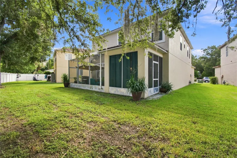 2340 SPRING HOLLOW LOOP Wesley Chapel, FL 33544