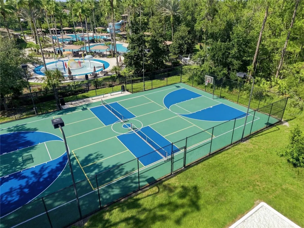 2340 SPRING HOLLOW LOOP Wesley Chapel, FL 33544