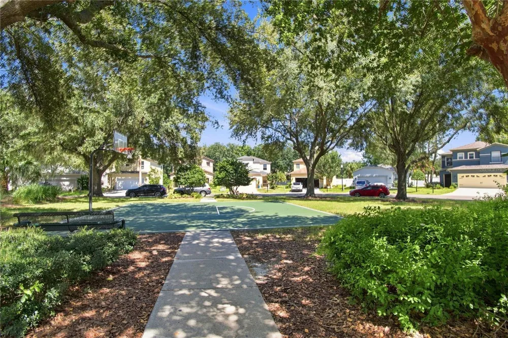 2340 SPRING HOLLOW LOOP Wesley Chapel, FL 33544