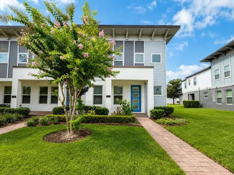 7115 CARRICKBEND LANE