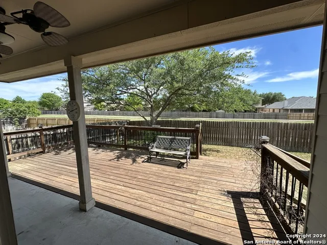 2612 Cloverbrook Ln Schertz, TX 78108