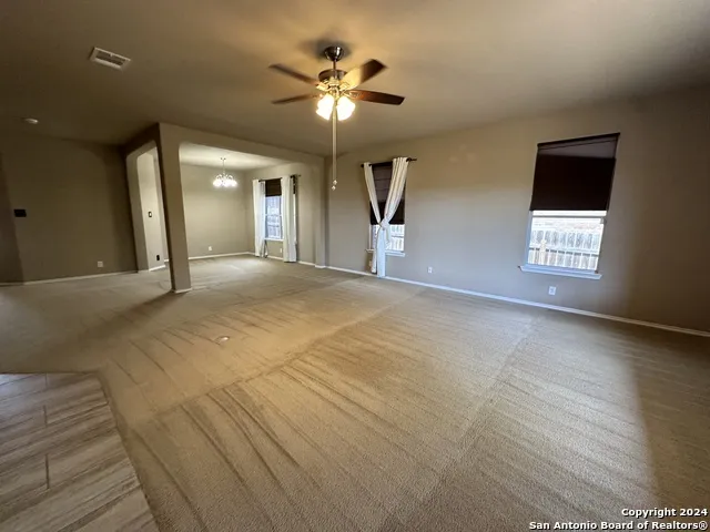 2612 Cloverbrook Ln Schertz, TX 78108