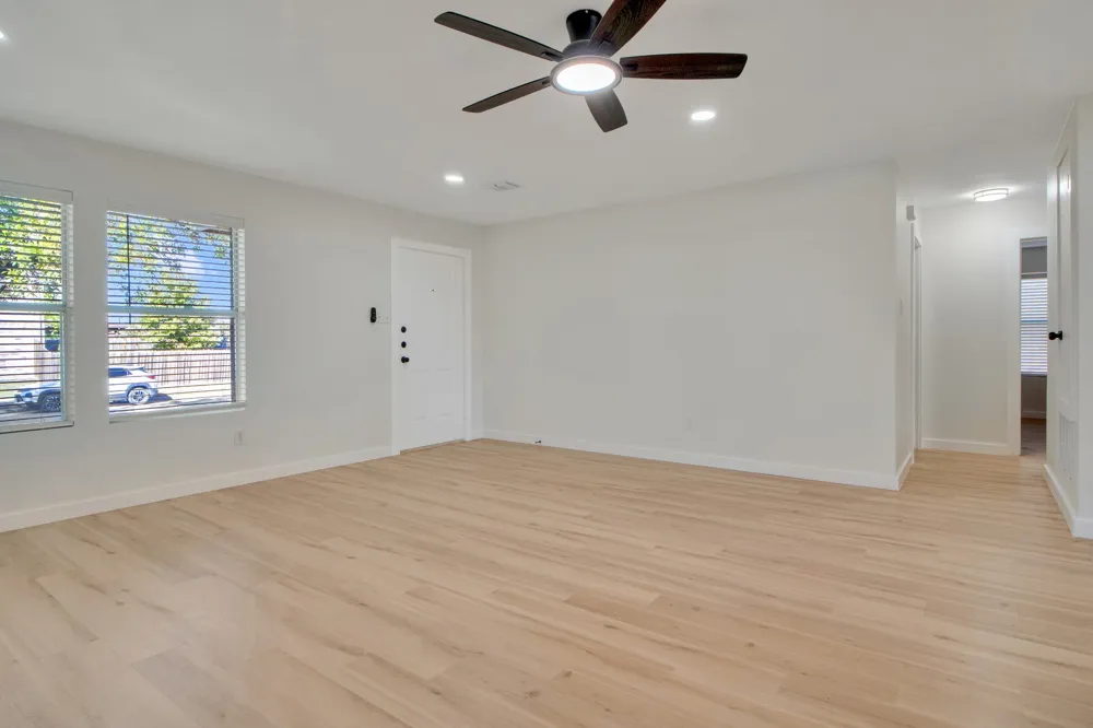 2260 White Oak Drive Little Elm, TX 75068