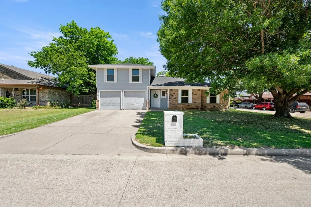 1233 Nicole Way Fort Worth, TX 76028