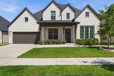16224 Hunters Glen Lane