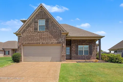 2586 Molly Lane