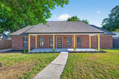 12206 Fairhaven Lane