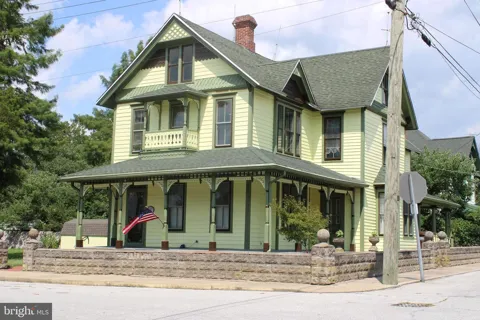 205 MAIN STREET