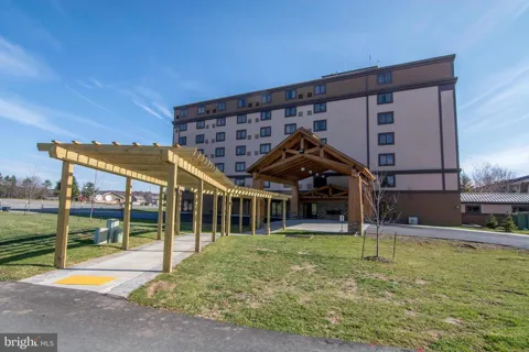 290 MARSH HILL ROAD #222A