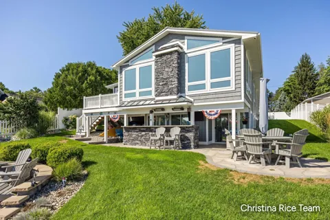 1644 Lakeview Drive